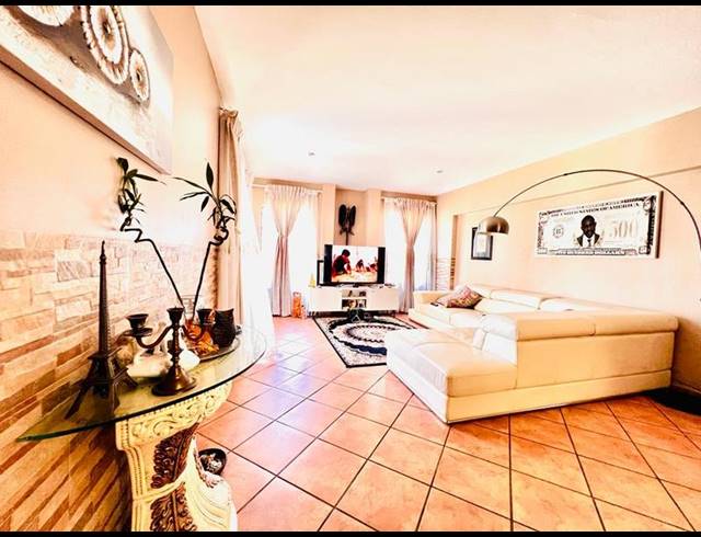 2 BEDROOM PROPERTY TO RENT IN FOURWAYS